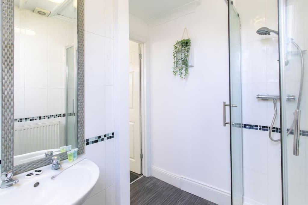 Open Mind Property - Ensuite Studio In Southsea Portsmouth Exterior photo